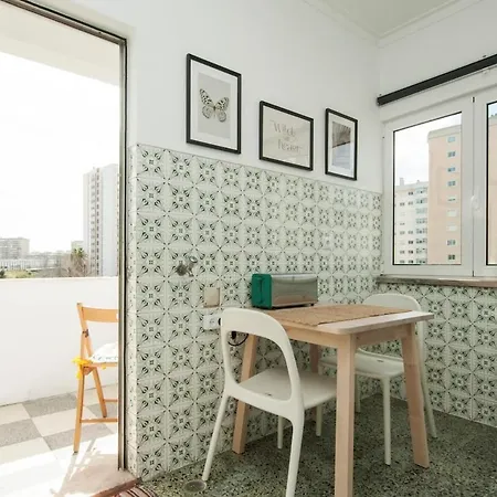 Cost Airport Whole Apartman